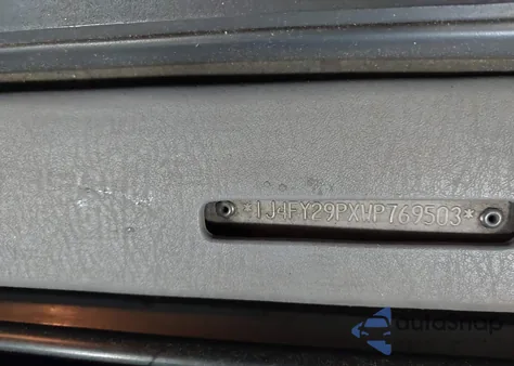 1998 Jeep Wrangler Se из США, поврежденный, VIN 1J4FY29PXWP769503